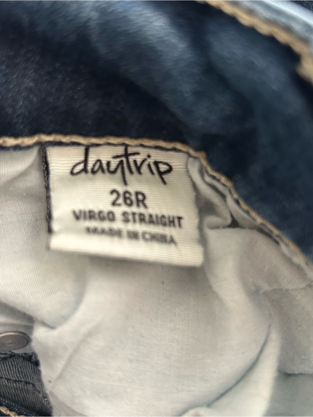 Daytrip Women's Faded Blue Straight Leg Jeans - Picture 4 of 4